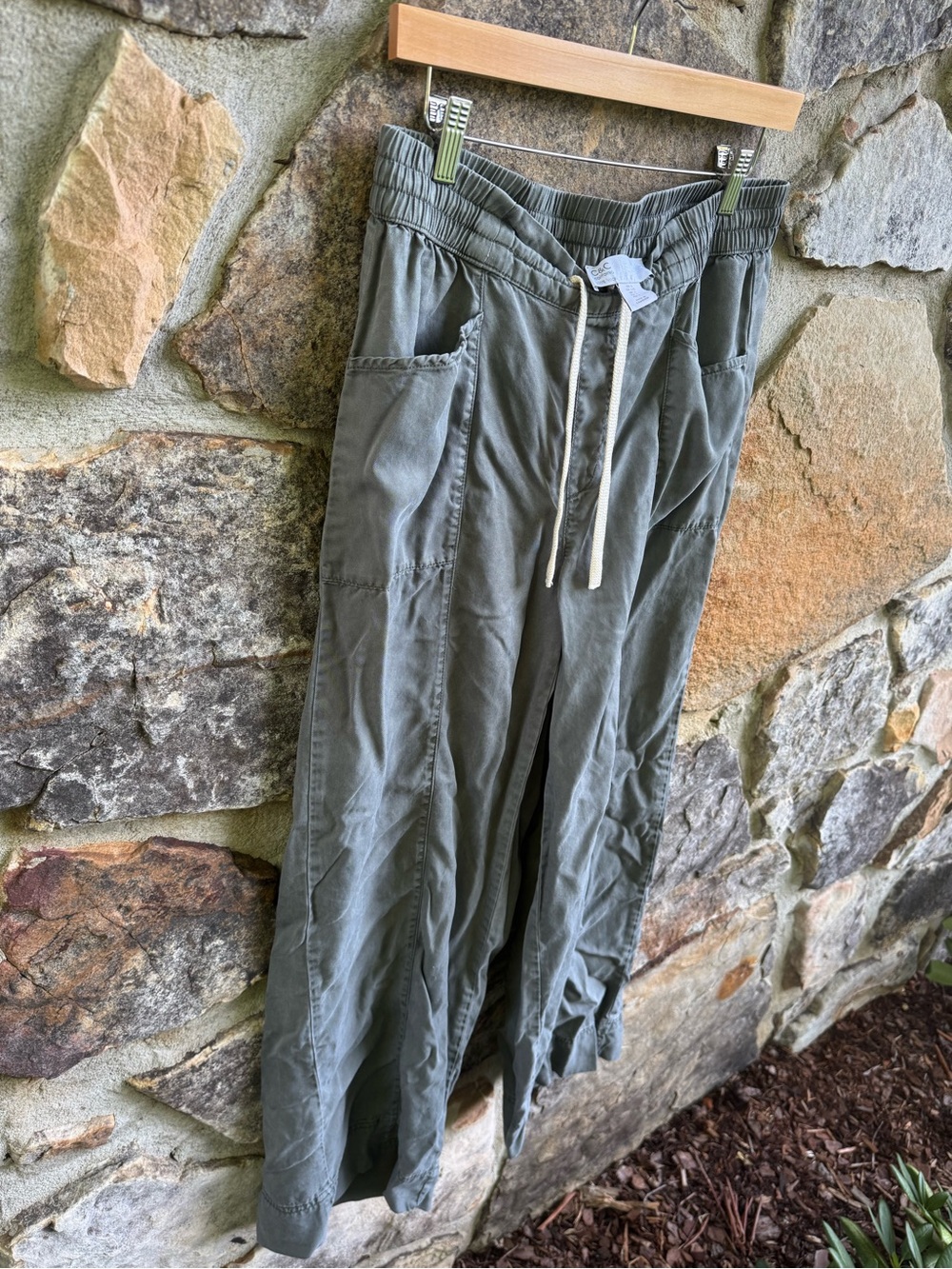 C&C California Olive Gray Drawstring Wide Leg Pants Large Boho Tencel Artsy - Picture 5 of 15